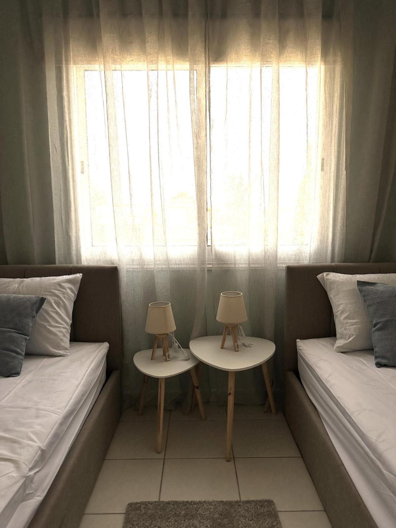 H&O Golden Sun Suite Πάφος Εξωτερικό φωτογραφία