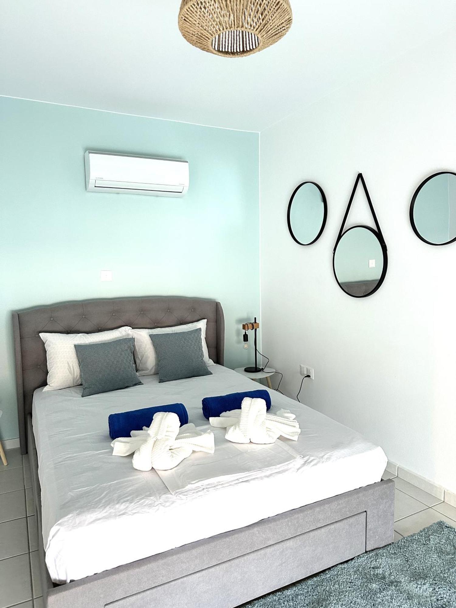 H&O Golden Sun Suite Πάφος Εξωτερικό φωτογραφία