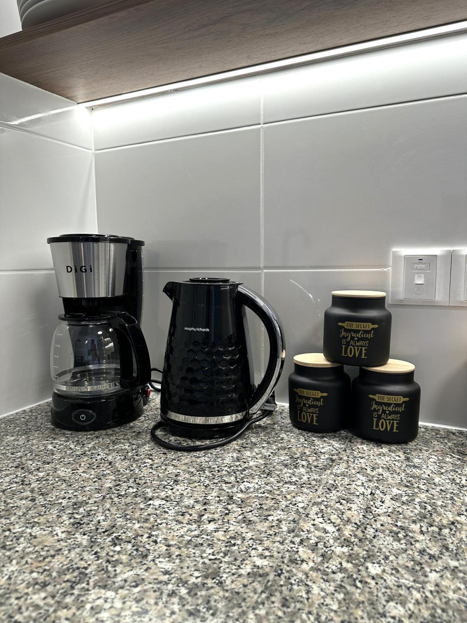 H&O Golden Sun Suite Πάφος Εξωτερικό φωτογραφία